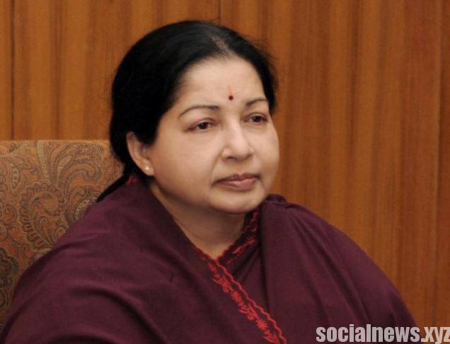Jayalalithaa Orders Rs.10,000 Cash for Flood Victims