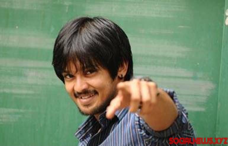 Tamil Actor Nakul Gets Engaged
