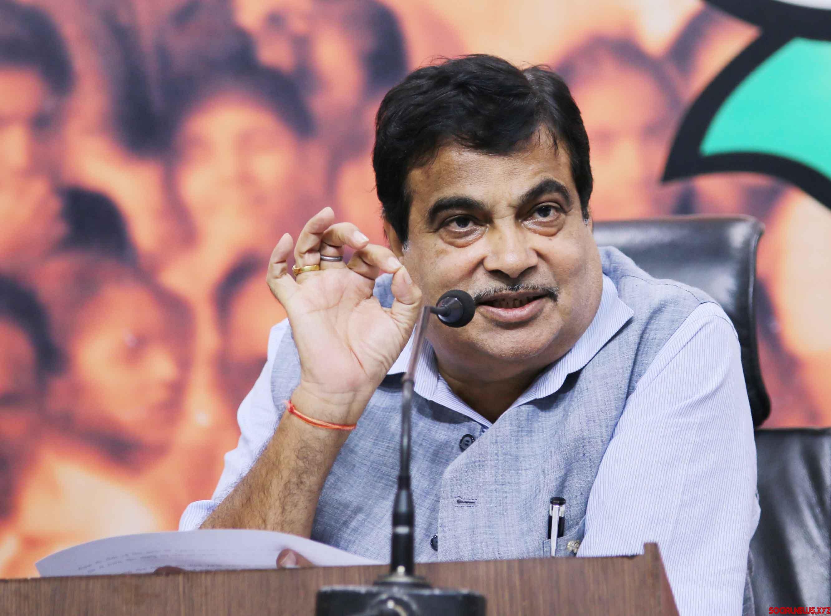 Gadkari Unveils Rs 50,000 Crore AP Road Projects