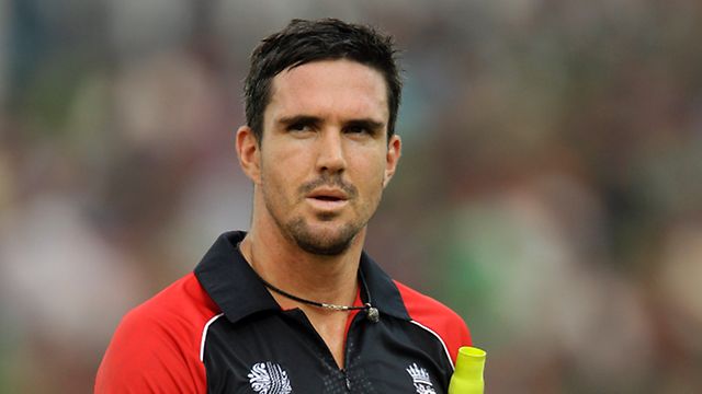 Pietersen Slams Decision to Drop Ian Bell as 'Pathetic'