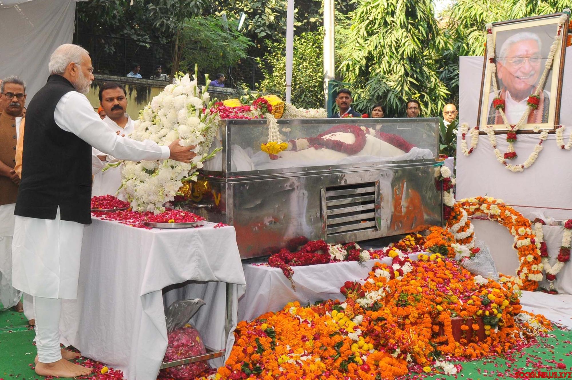 Ashok Singhal Cremated, VHP Demands Grand Ram Temple Ashok Singhal Cremated, VHP Demands Grand Ram Temple