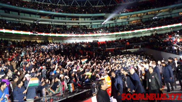 Modi Woos Diaspora at Wembley, Says India's Diversity Is Its Strength