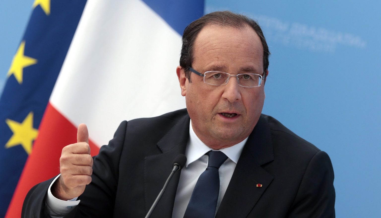 "Republic Will Destroy Terrorists": Hollande