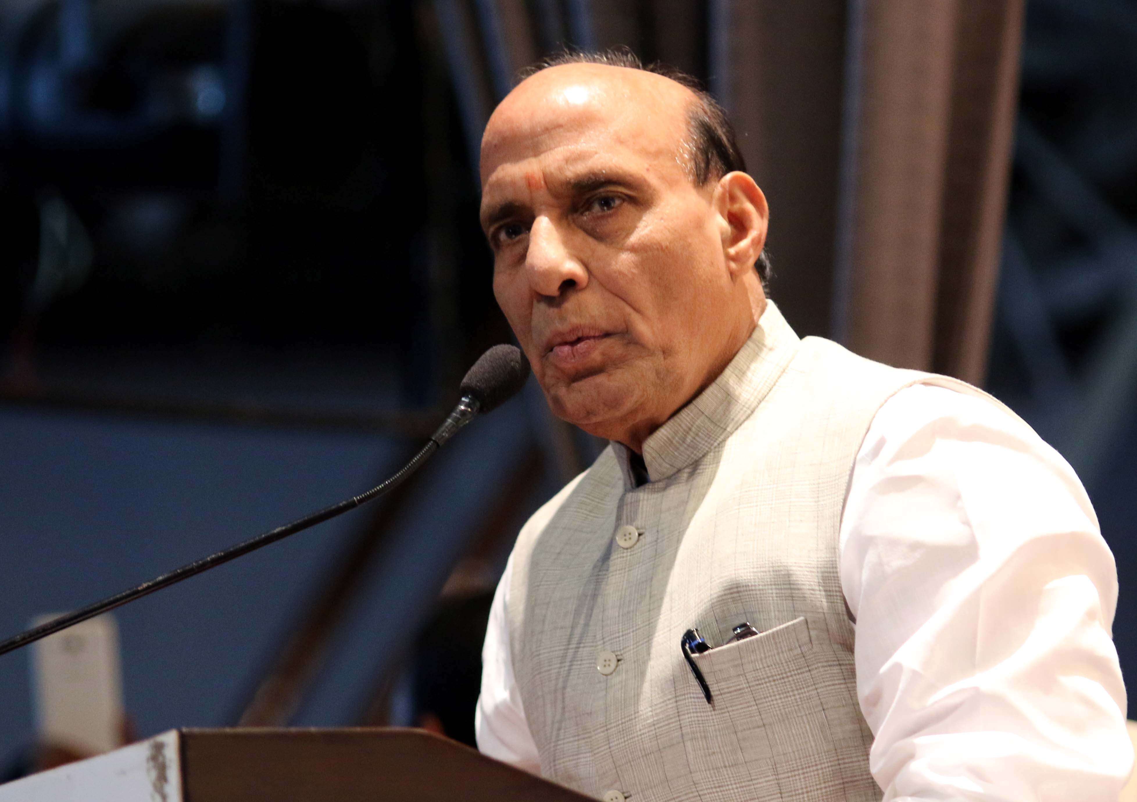 Can't Blame Modi, Bhagwat for Bihar Debacle: Rajnath Can't Blame Modi, Bhagwat for Bihar Debacle: Rajnath