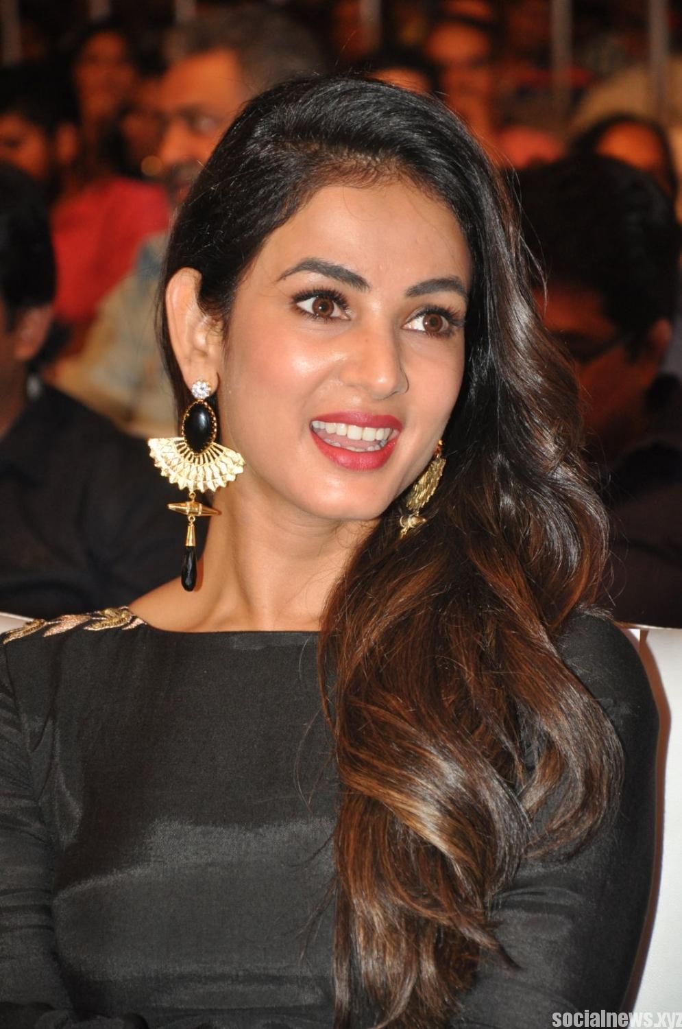 'Size Zero' Addresses Important Issue Sensitively: Sonal Chauhan 'Size Zero' Addresses Important Issue Sensitively: Sonal Chauhan