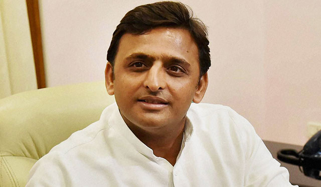 For Alliance, Make Mulayam PM, Rahul Deputy: Akhilesh