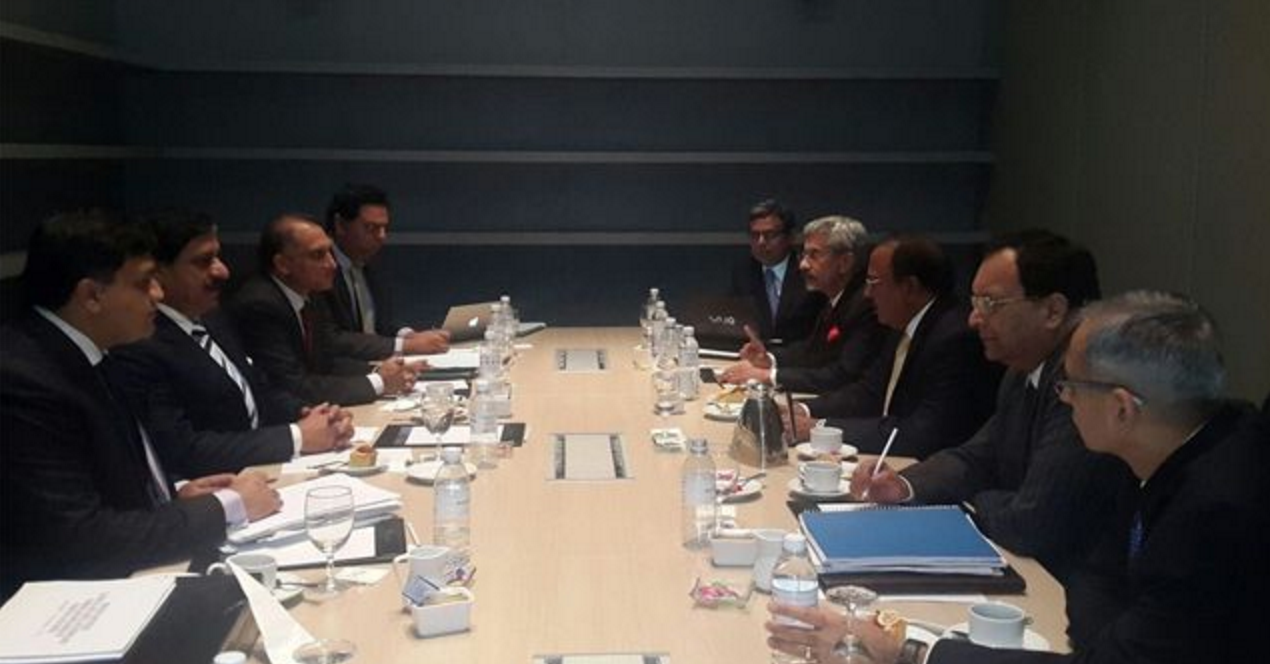India, Pakistan Begin Talking Again - in Bangkok