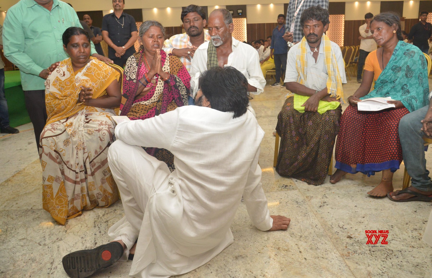 Janasena Chief Pawan Kalyan Met Families Of Road Accident Victims