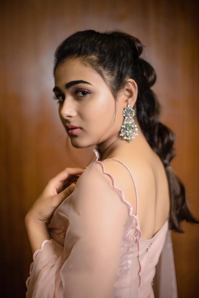 Actress Shalini Pandey Latest Cute Smiling Stills Social News XYZ