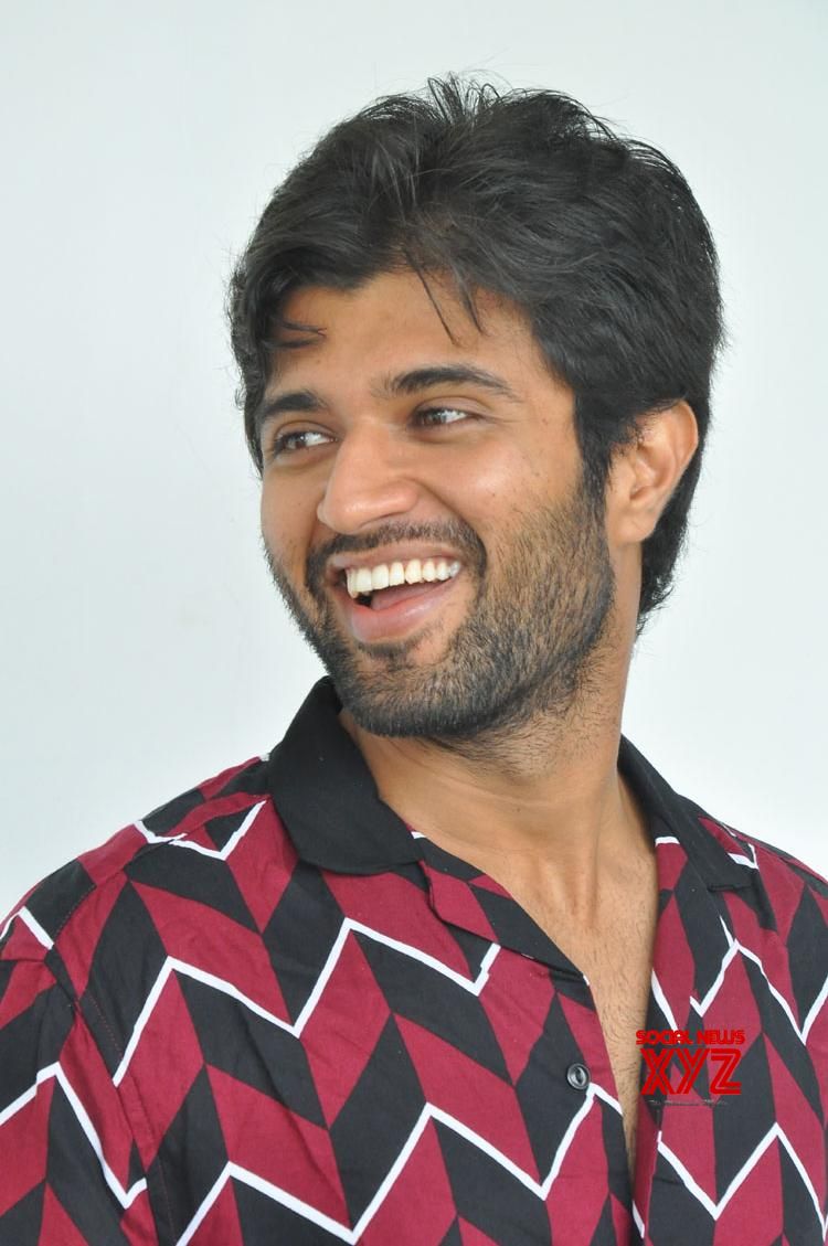 Vijay Devarakonda Stills From Geetha Govindam Movie Interview - Social ...