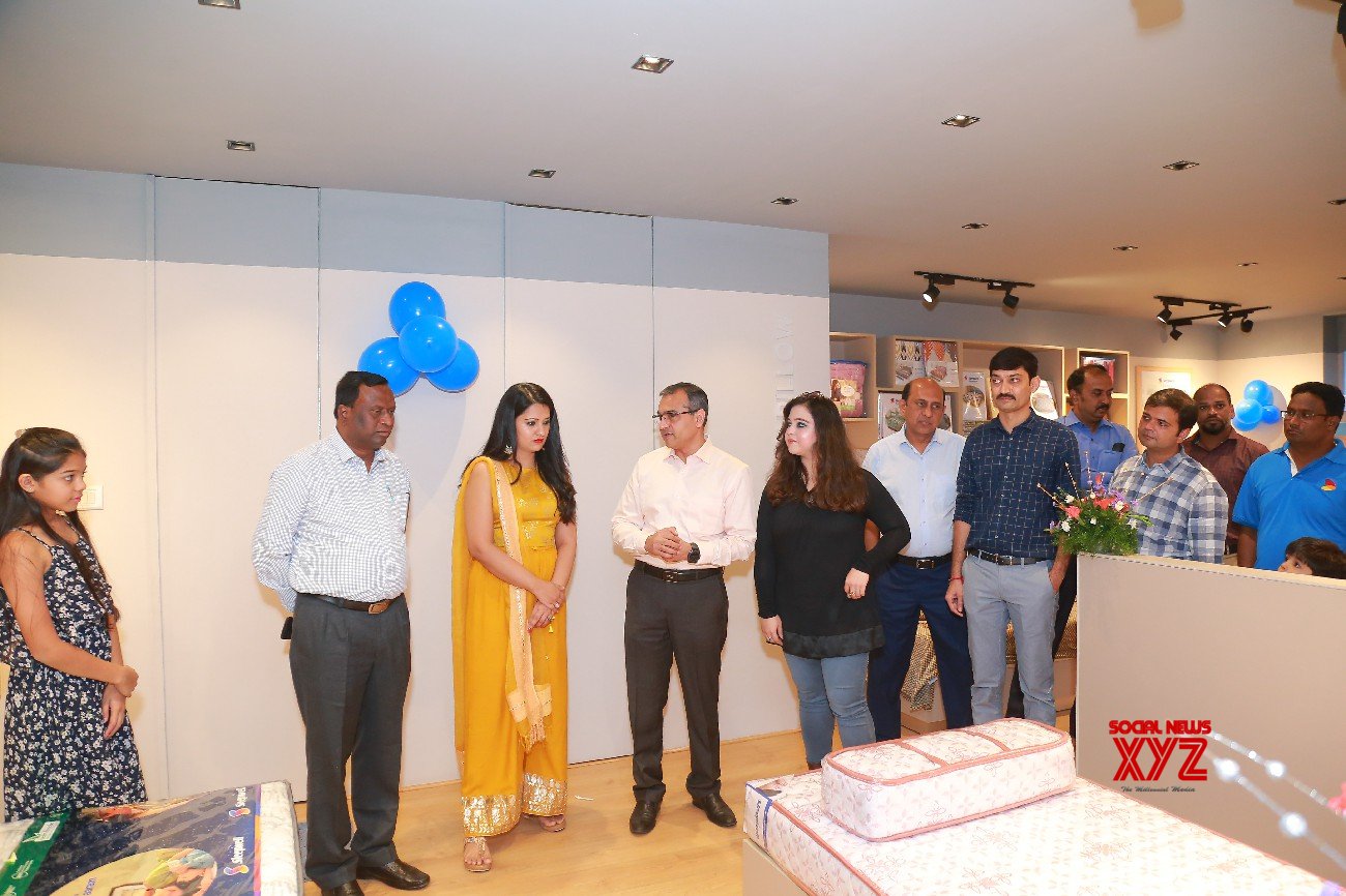 Actress Nikita Launches Sleepwell World Retail Showroom At Gachibowli ...