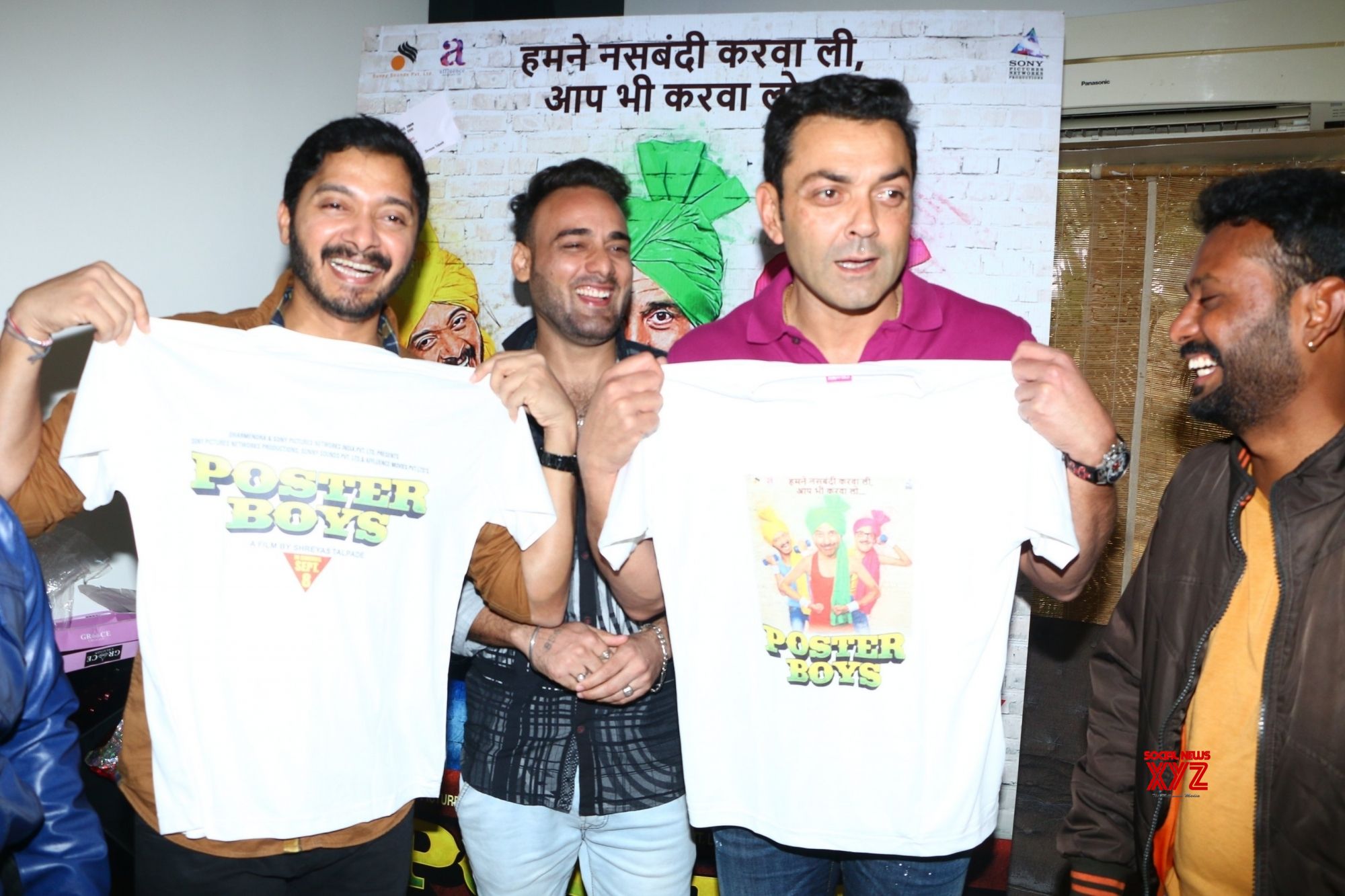 Mumbai: "Poster Boys" Promotions Shreyas Talpade, Bobby Deol - Social ...