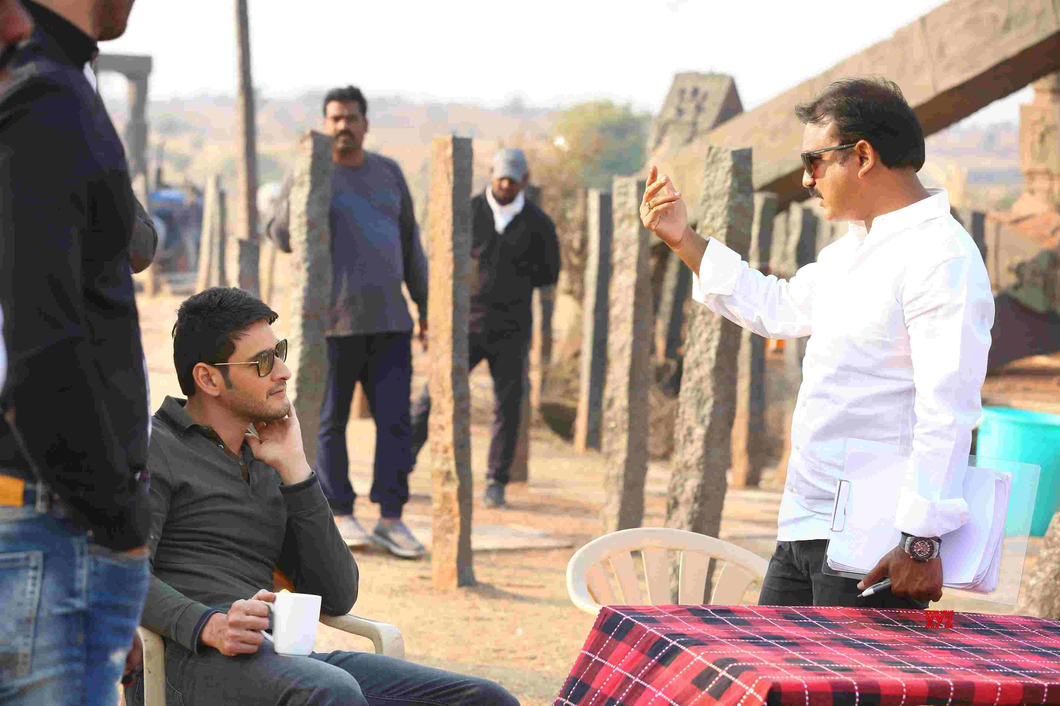 Siva Koratala And Mahesh Babu HD Working Stills From Bhrath Ane Nenu ...