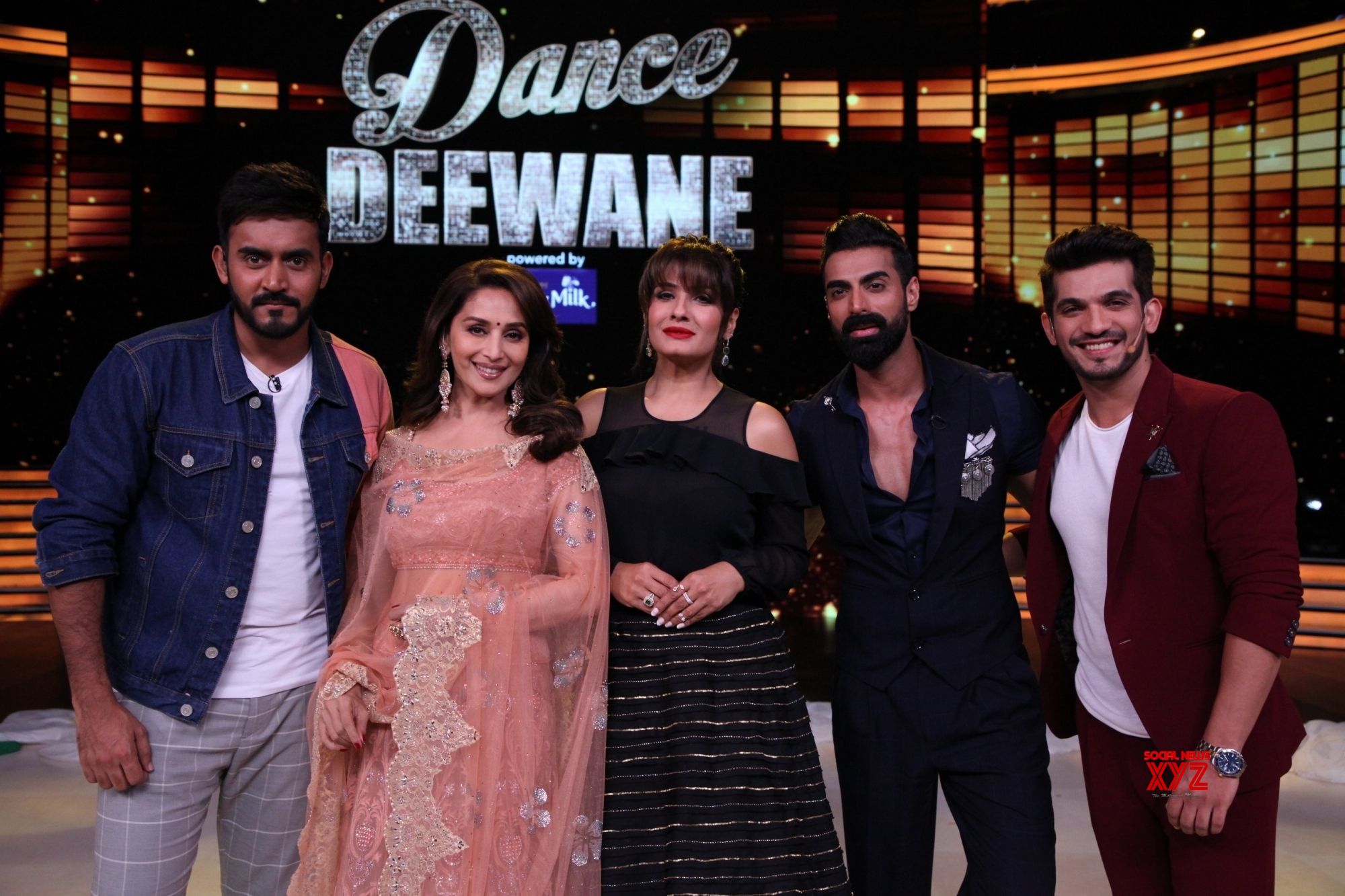 Mumbai Dance Deewane Show Shashank Khaitan Madhuri Dixit Nene Raveena Tandon Arjun Bijlani