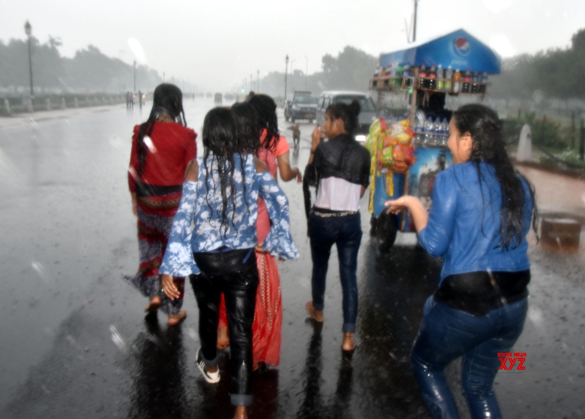 Water-logging, Snarls After Brief Rain In Delhi - Social News XYZ