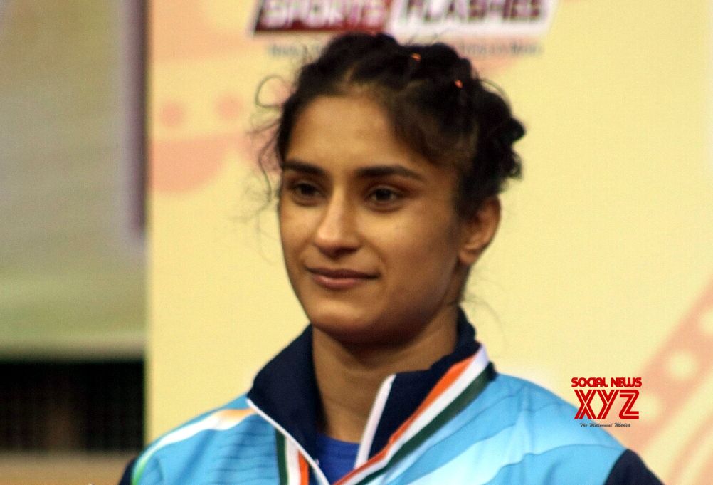 Proud Of 'Golden Girl' Vinesh Phogat, Says B-Town - Social News XYZ