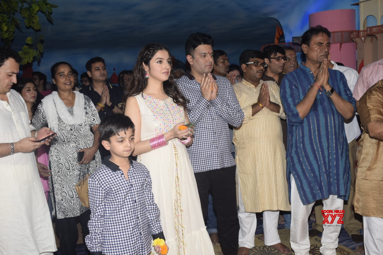 Mumbai Bhushan Kumar Divya Khosla Kumar And Ruhaan Kumar Perform Rituals On The Occasion Of