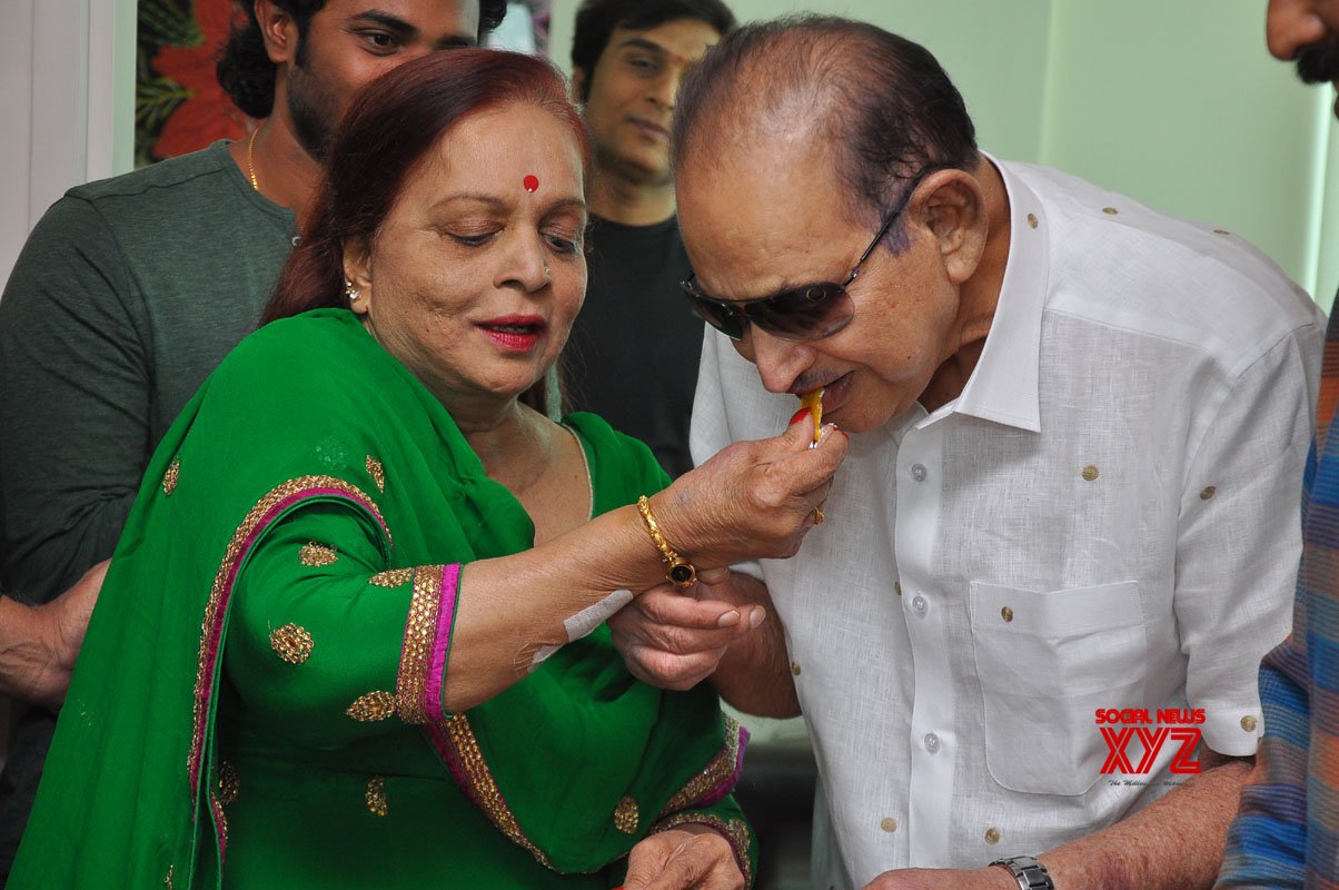 Superstar Krishna Birthday Celebrations With Vijaya Nirmala And MAA ...