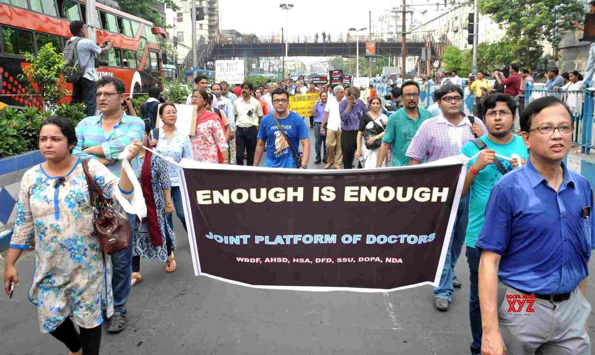 Kolkata: Doctors' Protest #Gallery - Social News XYZ