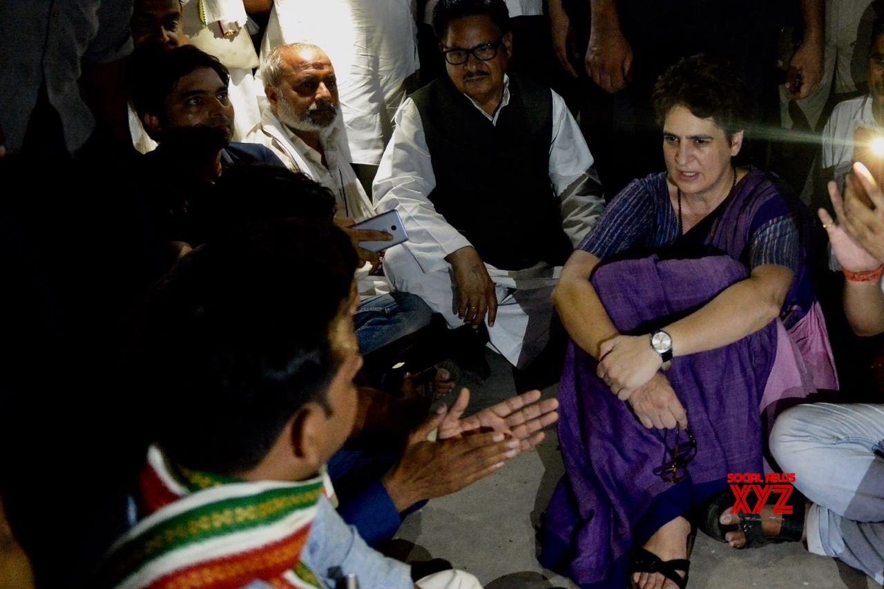 Priyanka Gandhi Remains Under Detention In UP - Social News XYZ