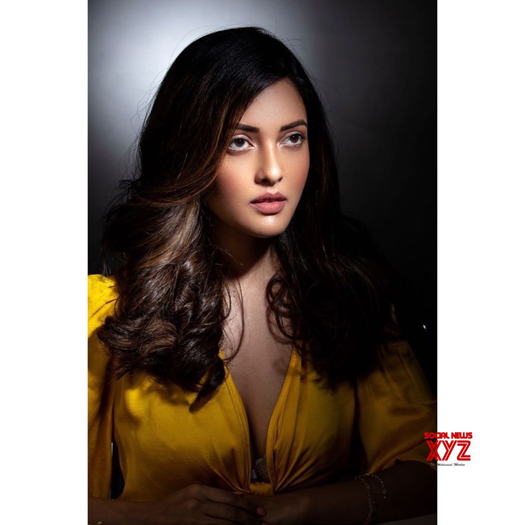 Actress Riya Sen Latest Hot Still From Massachusetts Social News Xyz