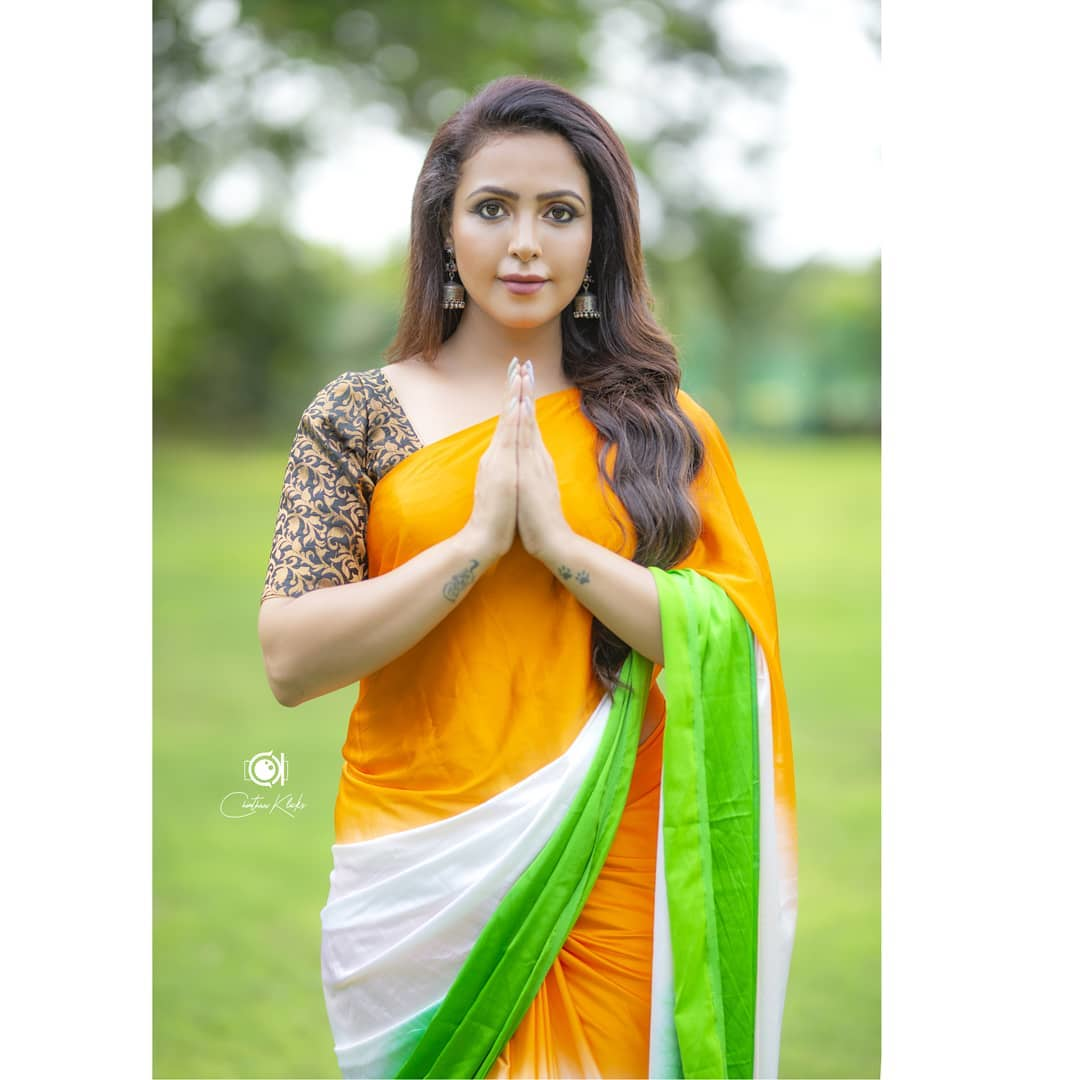 Actress Nandini Rai Hot Independence Day Special Stills Social News Xyz