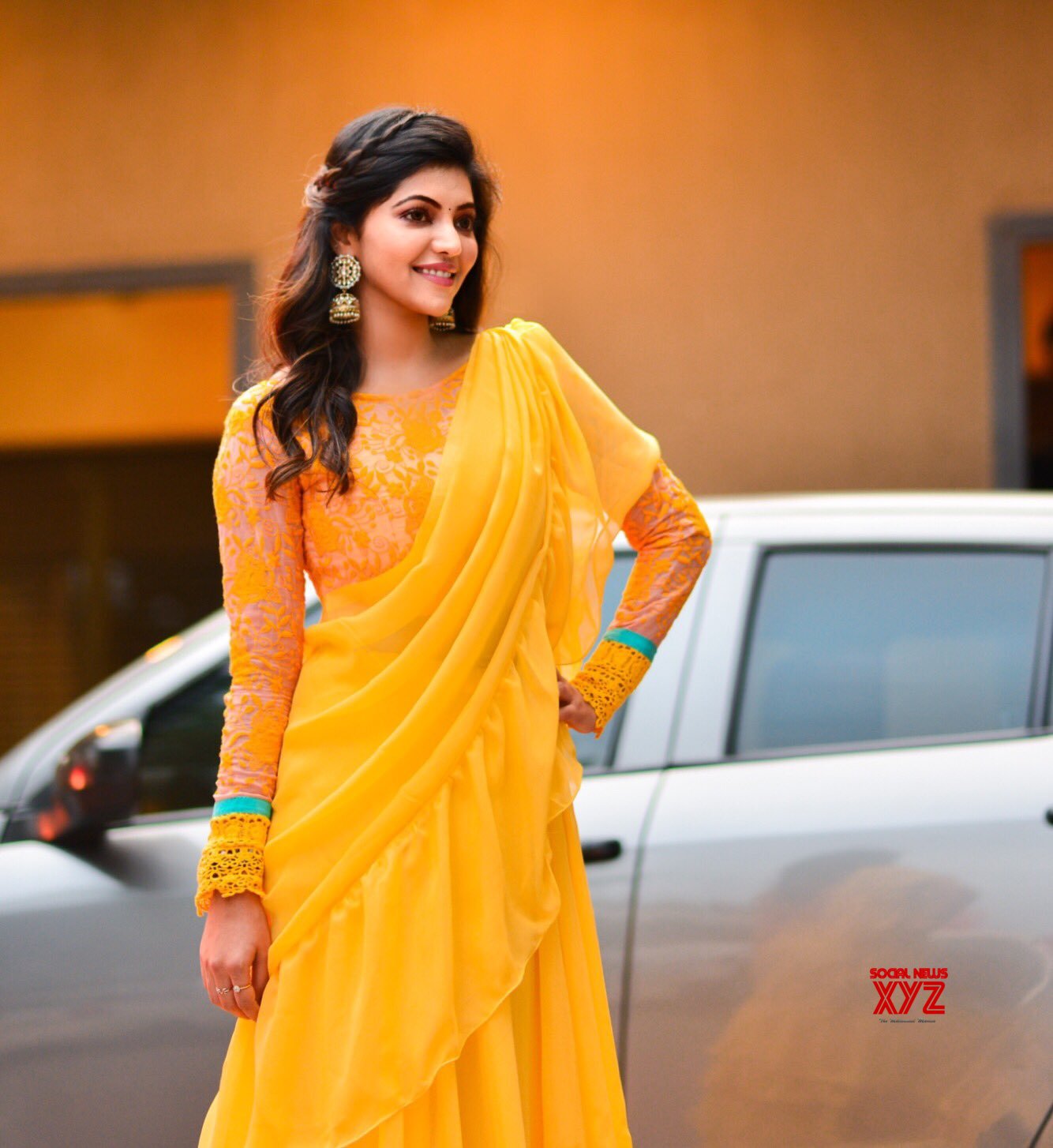 Actress Athulya Ravi Looks Like A Yellow Flower In New Stills - Social ...