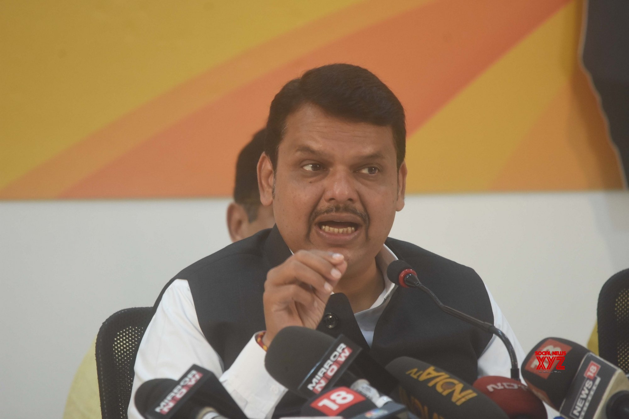 Mumbai: Devendra Fadnavis' Press Conference #Gallery - Social News XYZ