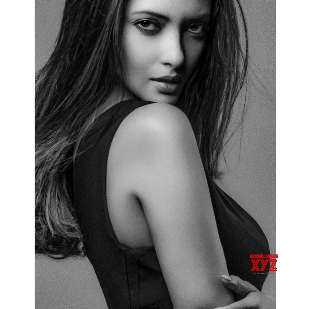 Actress Riya Sen Bold New Stills Social News Xyz