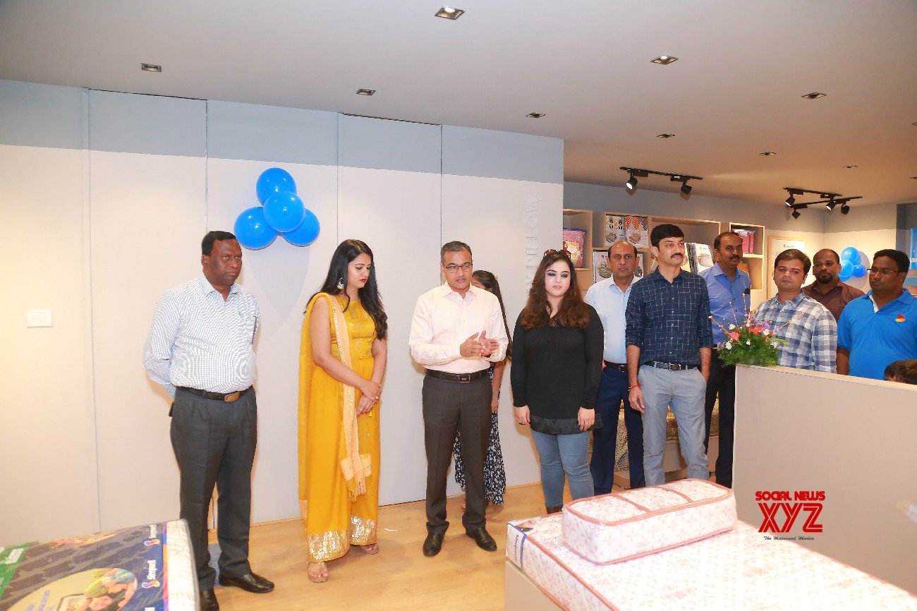 Actress Nikita Launches Sleepwell World Retail Showroom At Gachibowli ...