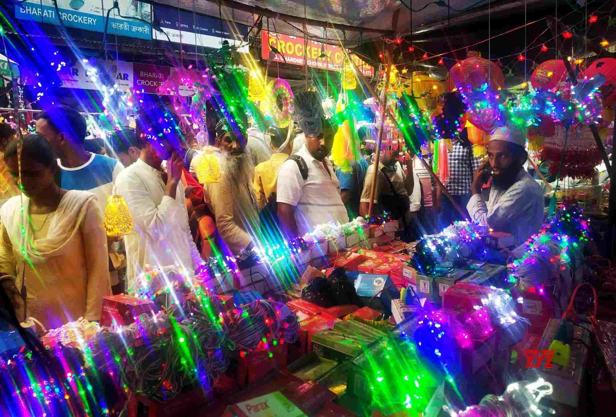 Kolkata: Diwali Shopping #Gallery - Social News XYZ