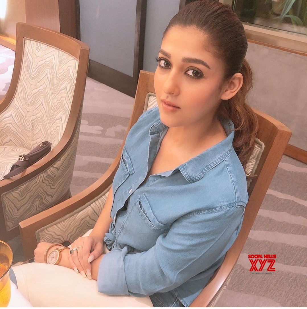 Lady SuperStar Nayanthara And Vignesh Shivan Stills - Social News XYZ