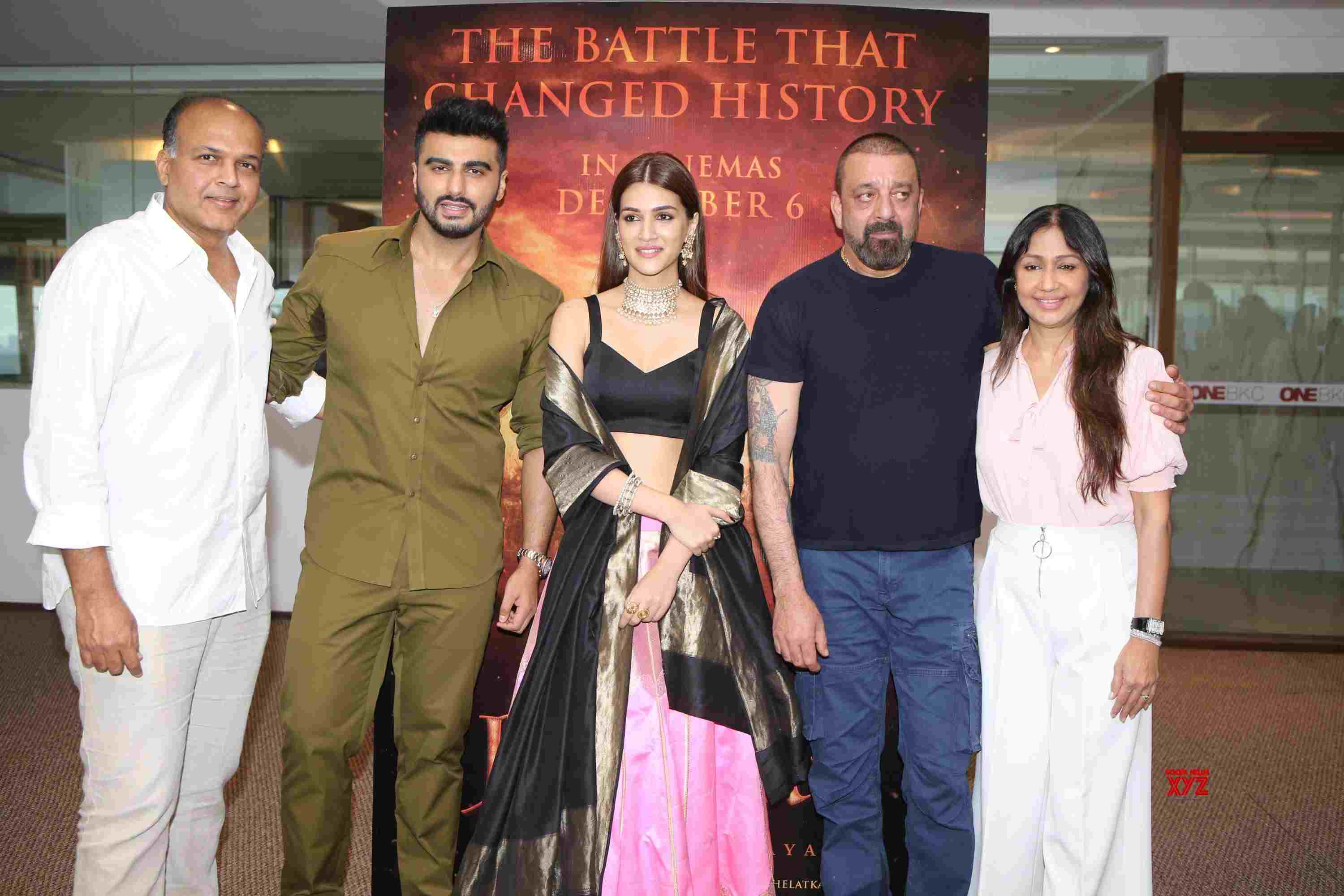 Arjun Kapoor, Kriti Sanon, And Sanjay Dutt At Panipat Movie Trailer ...