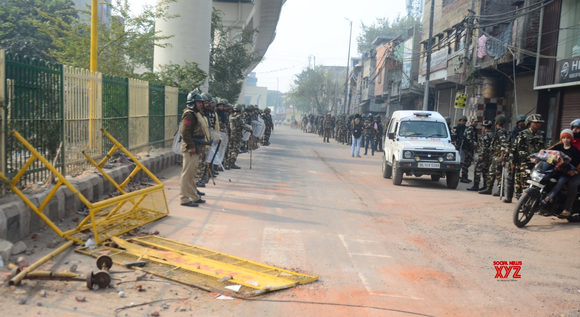 New Delhi: Security Personnel Conduct Flag March In Jafrabad #Gallery ...