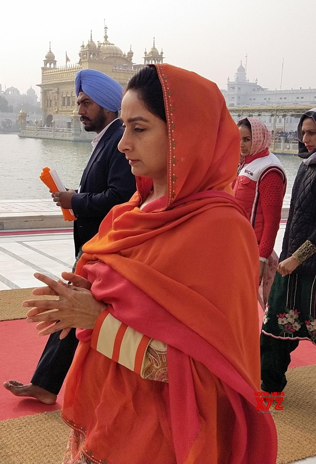 Amritsar: Sukhbir Singh Badal, Harsimrat Kaur Badal Visits Golden ...