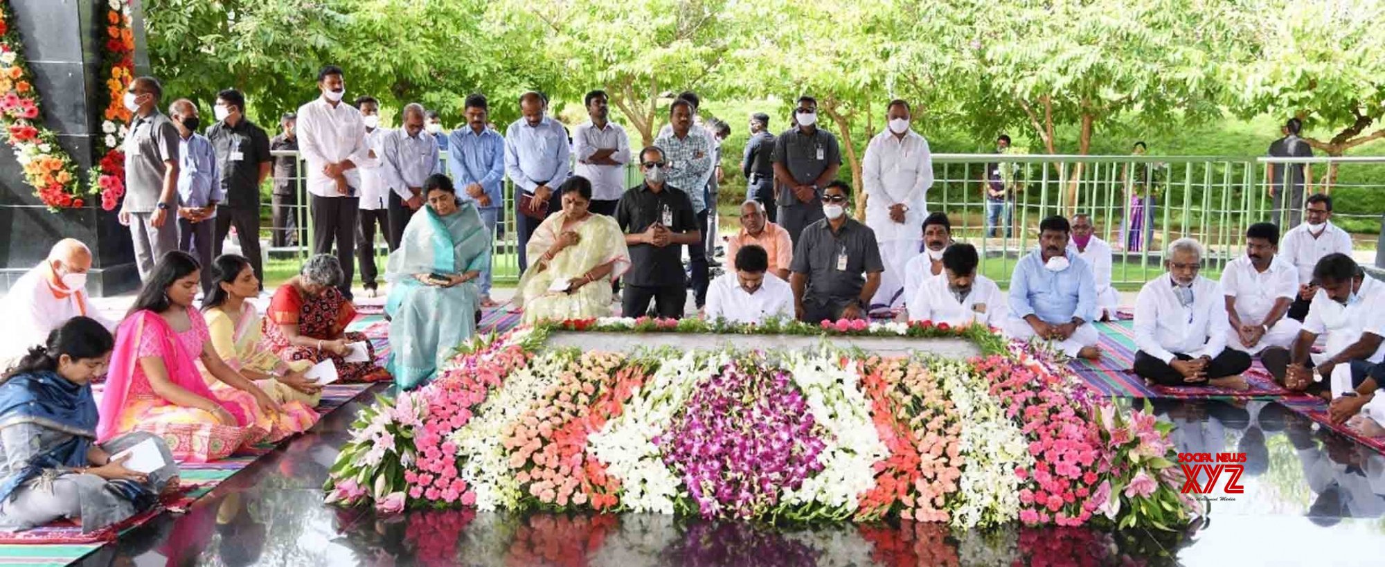 Kadapa: Andhra CM Pays Tributes To Father YSR, Releases Mother's Book # ...