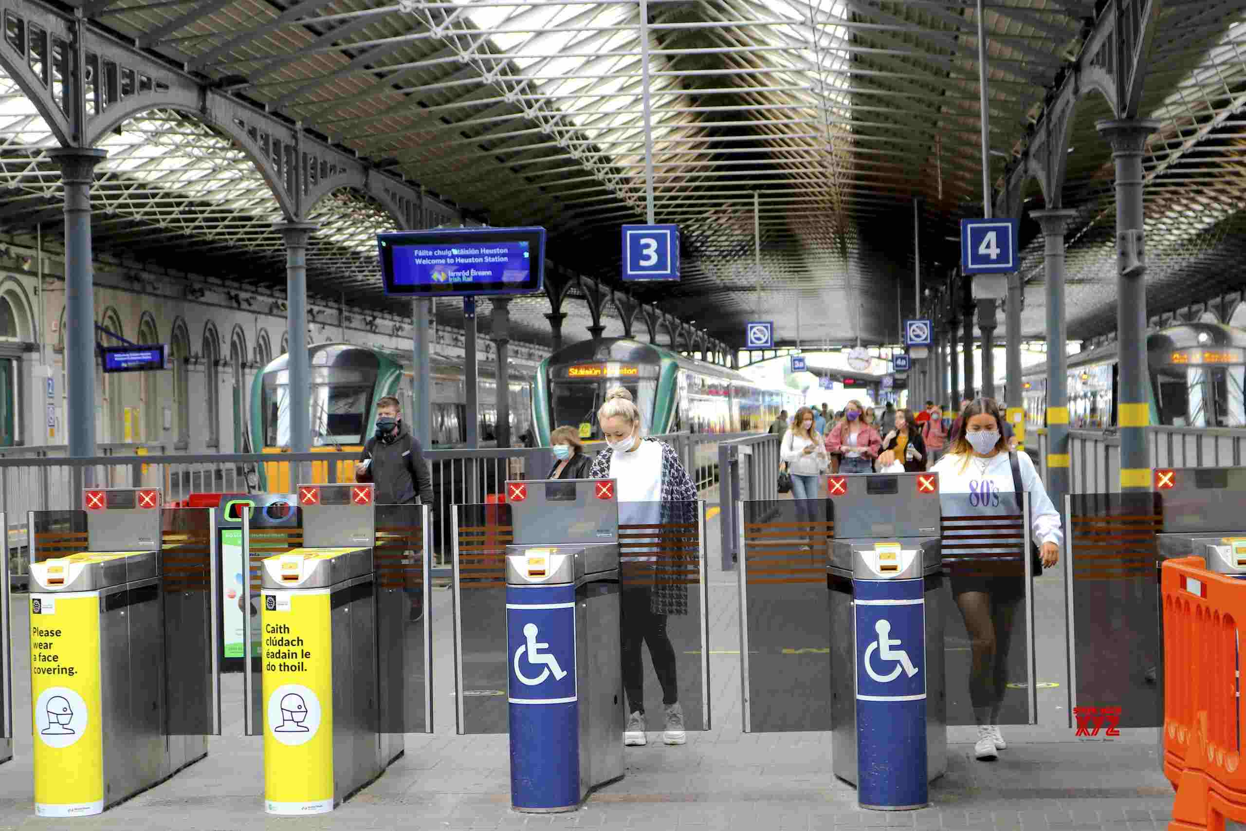 IRELAND - DUBLIN - PUBLIC TRANSPORT - MASK - WEARING - MANDATORY # ...