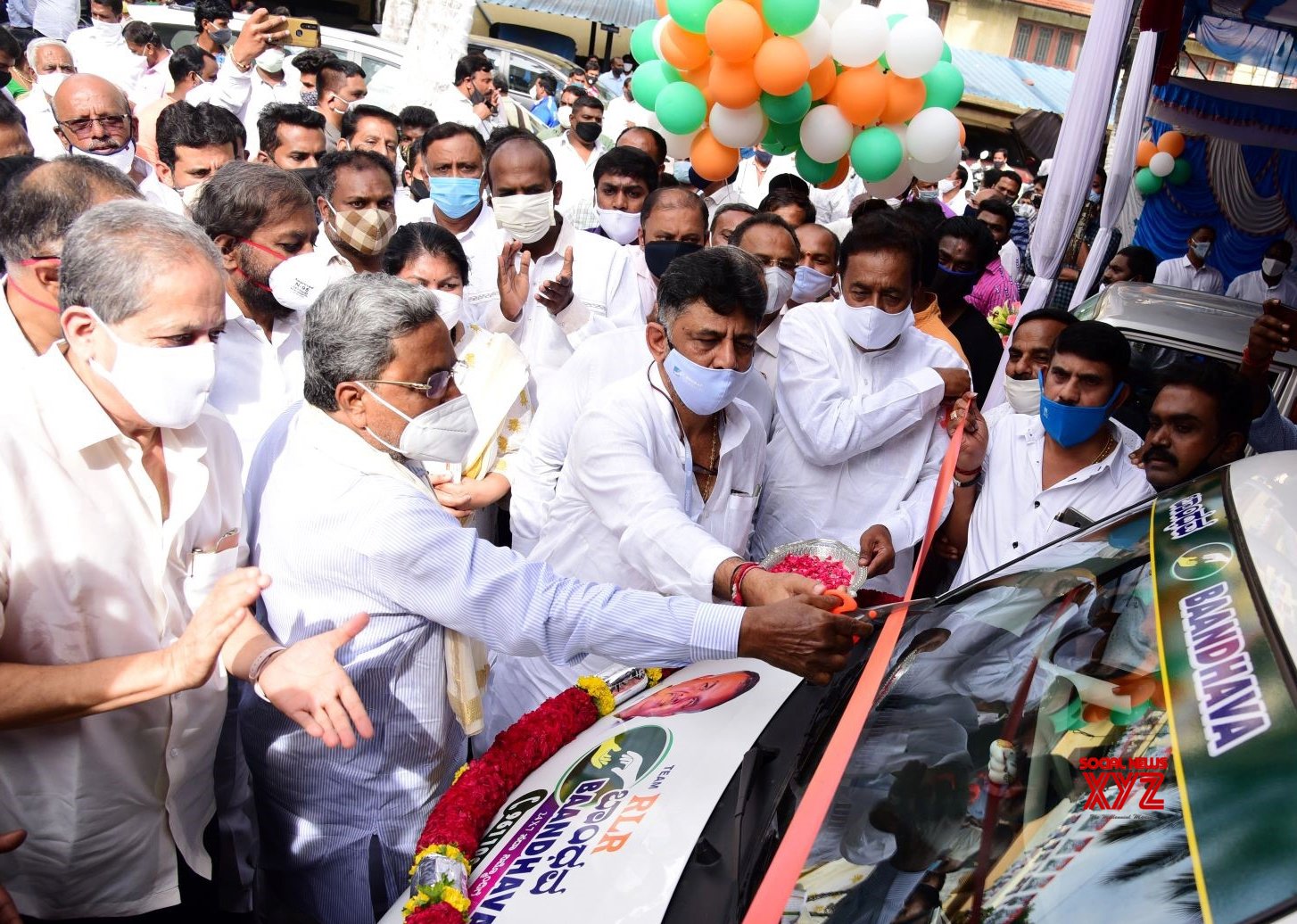 Bengaluru: DK Shivakumar, Siddaramaiah Inaugurate Arogya Hastha ...