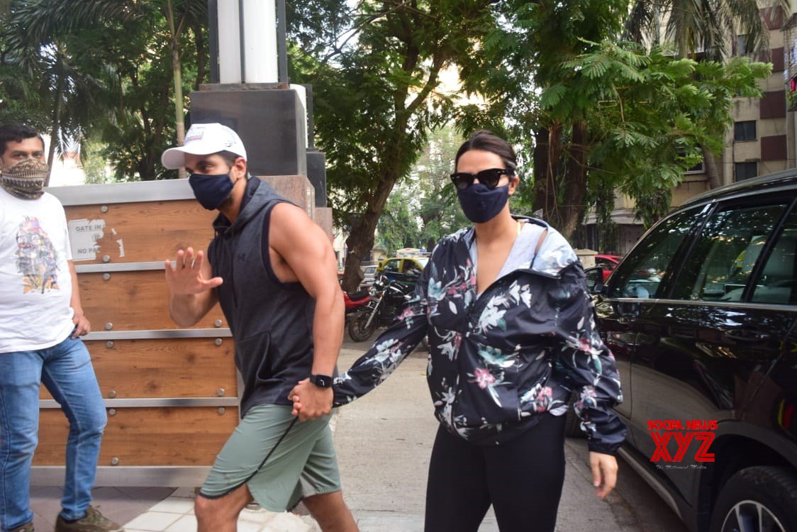 Neha Dhupia And Angad Bedi Spotted In Bandra Gallery Social News Xyz