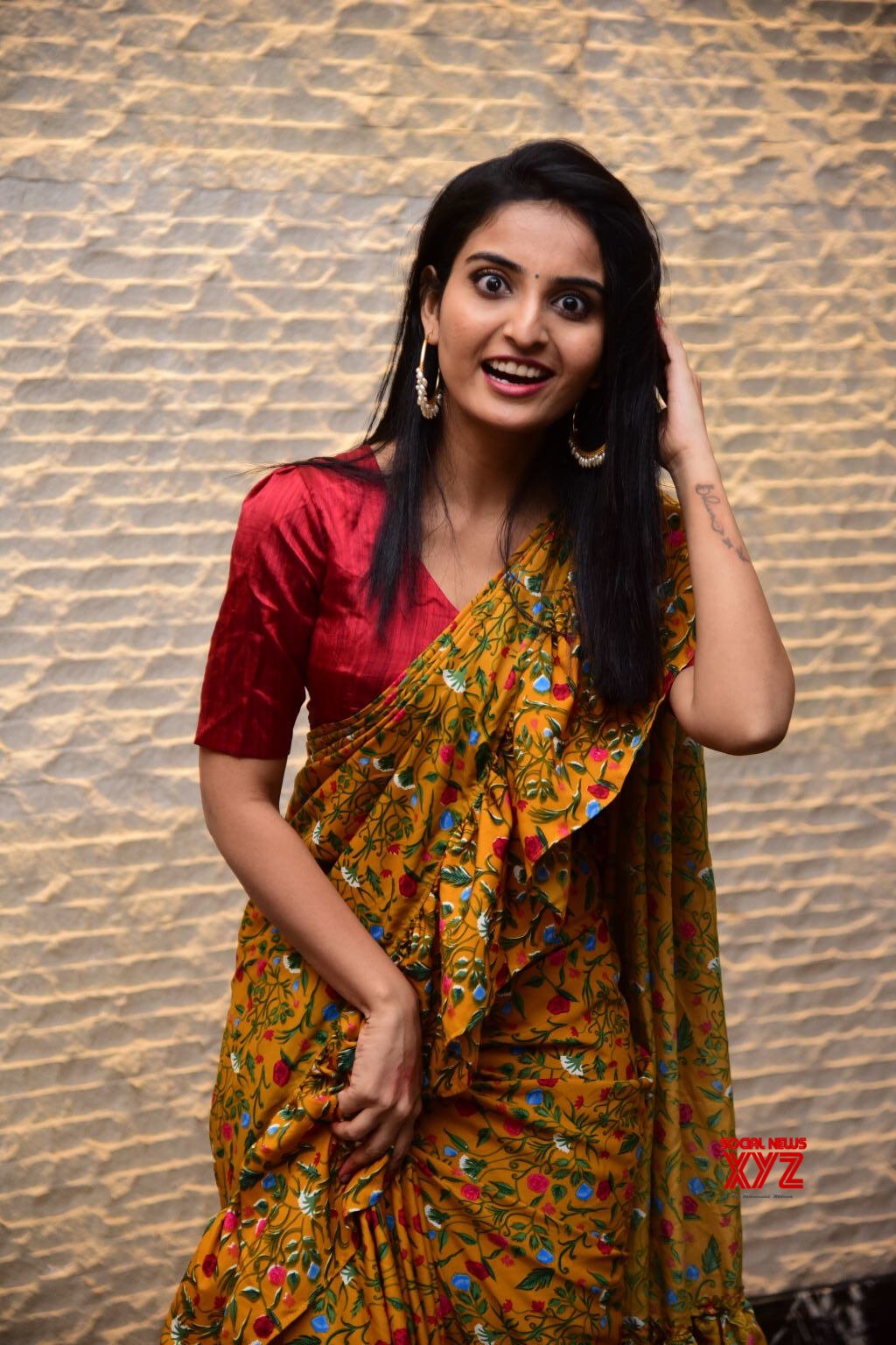 Actress Ananya Nagalla Glam Stills From Vakeel Saab Movie Maguva Ne ...