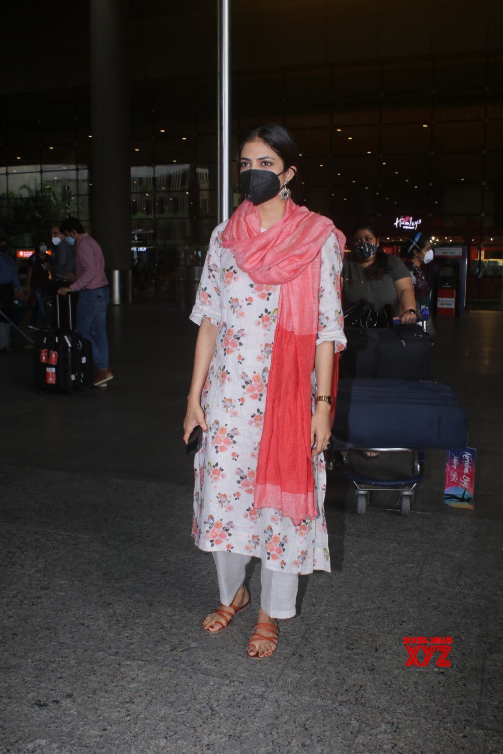 Actress Malavika Mohanan Spotted At Airport Arrival - Gallery - Social ...