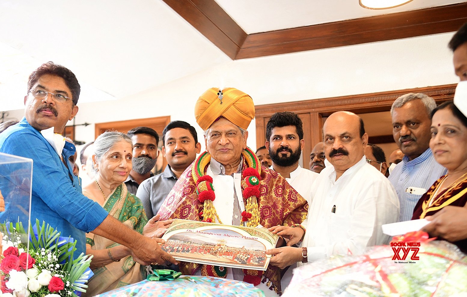 :Chief Minister Of Karnataka Basavaraj Bommai Invited Former CM SM ...