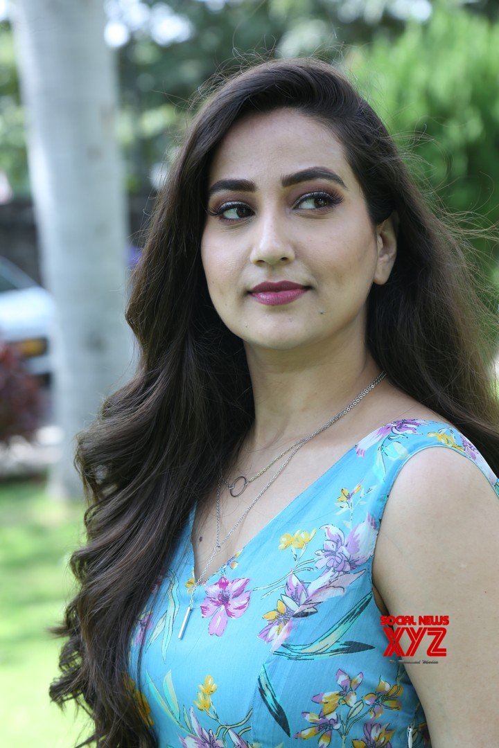 Anchor Manjusha Stills From Manu Charitra Movie Teaser Launch - Social ...