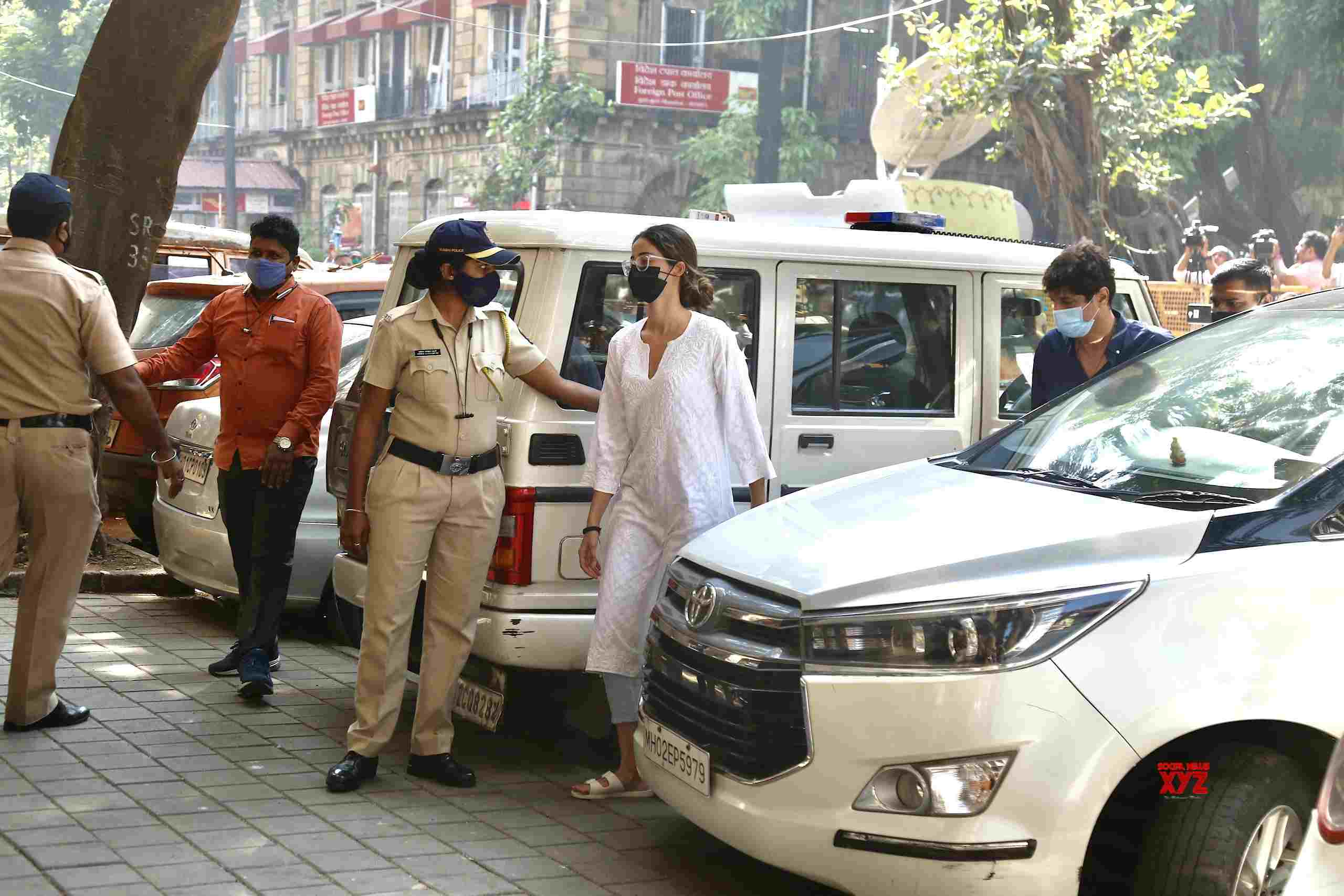 Ananya Panday And Father Chunky Panday Arrive NCB Office For ...