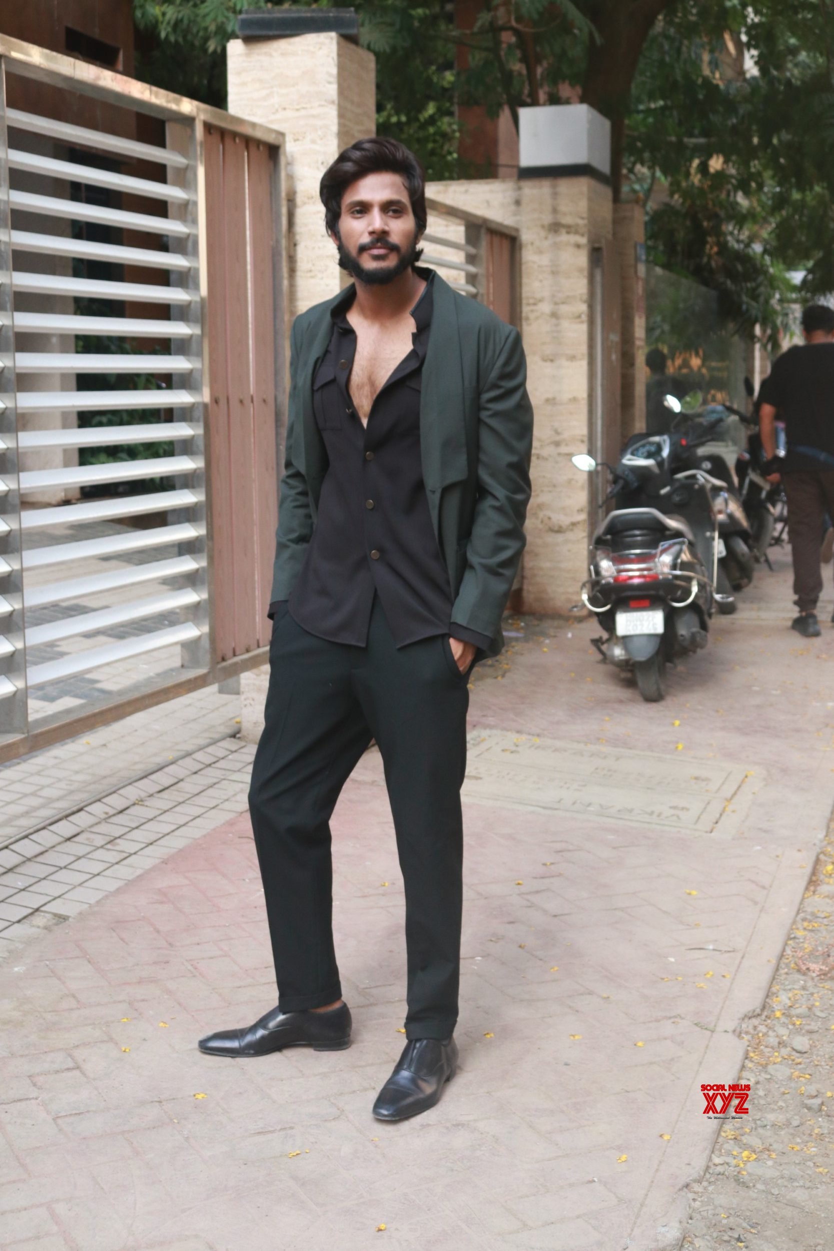 Sundeep Kishan Spotted At Bandra - Gallery - Social News XYZ