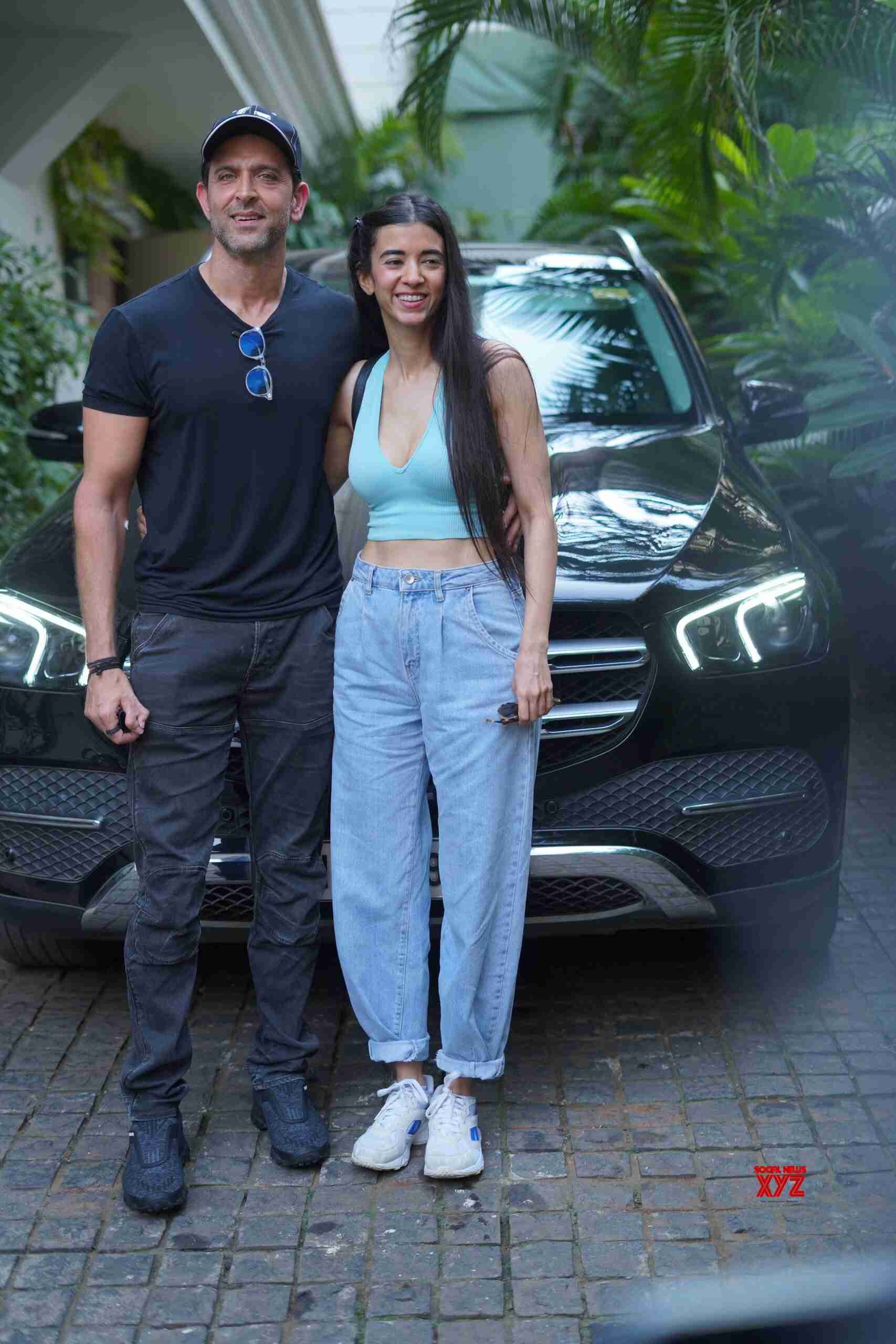 Hrithik Roshan Along With His Girlfriend Saba Azad Spotted During A ...