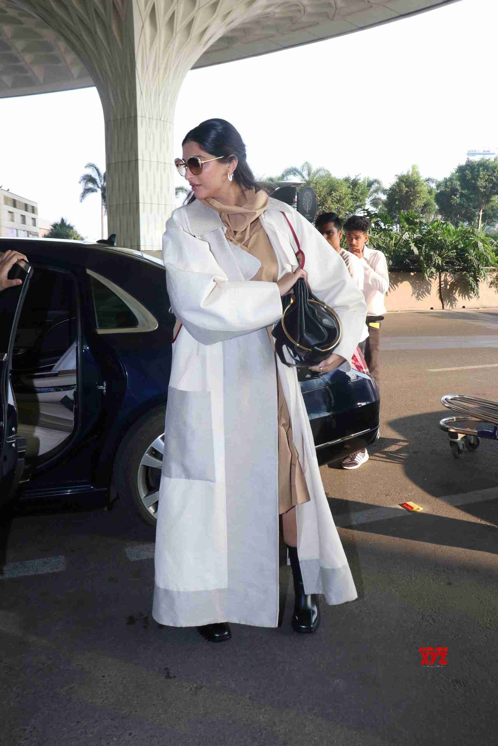 Actress Sonam Kapoor Noticed At Airport In Mumbai Departure - Gallery ...