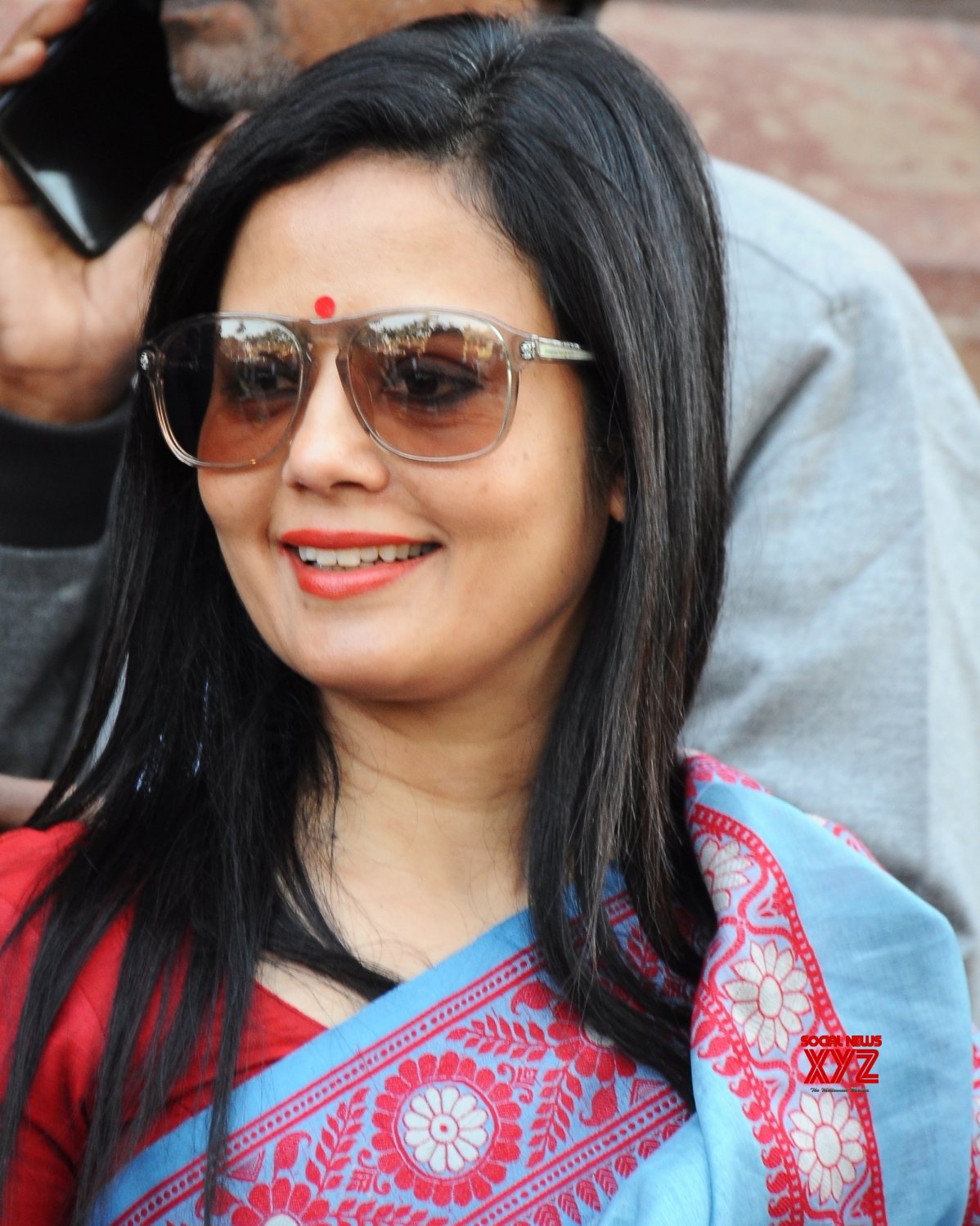 New Delhi: TMC MP Mahua Moitra At Parliament Complex #Gallery - Social ...