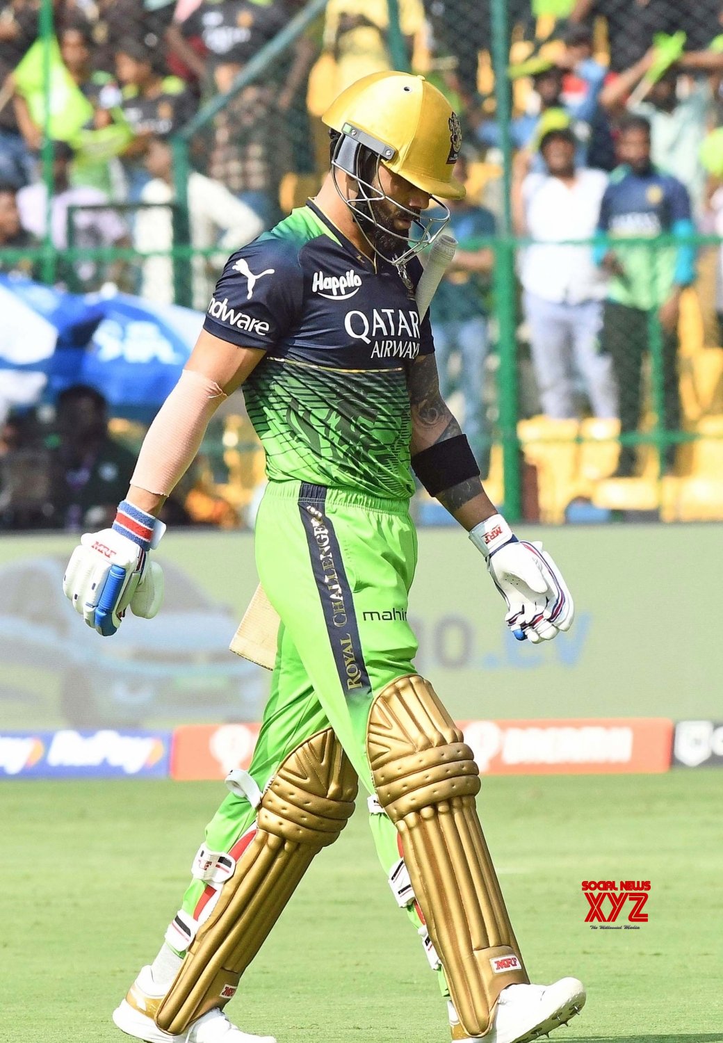 Bengaluru : RCB's Virat Kohli Walks Back After His Dismissal #Gallery ...