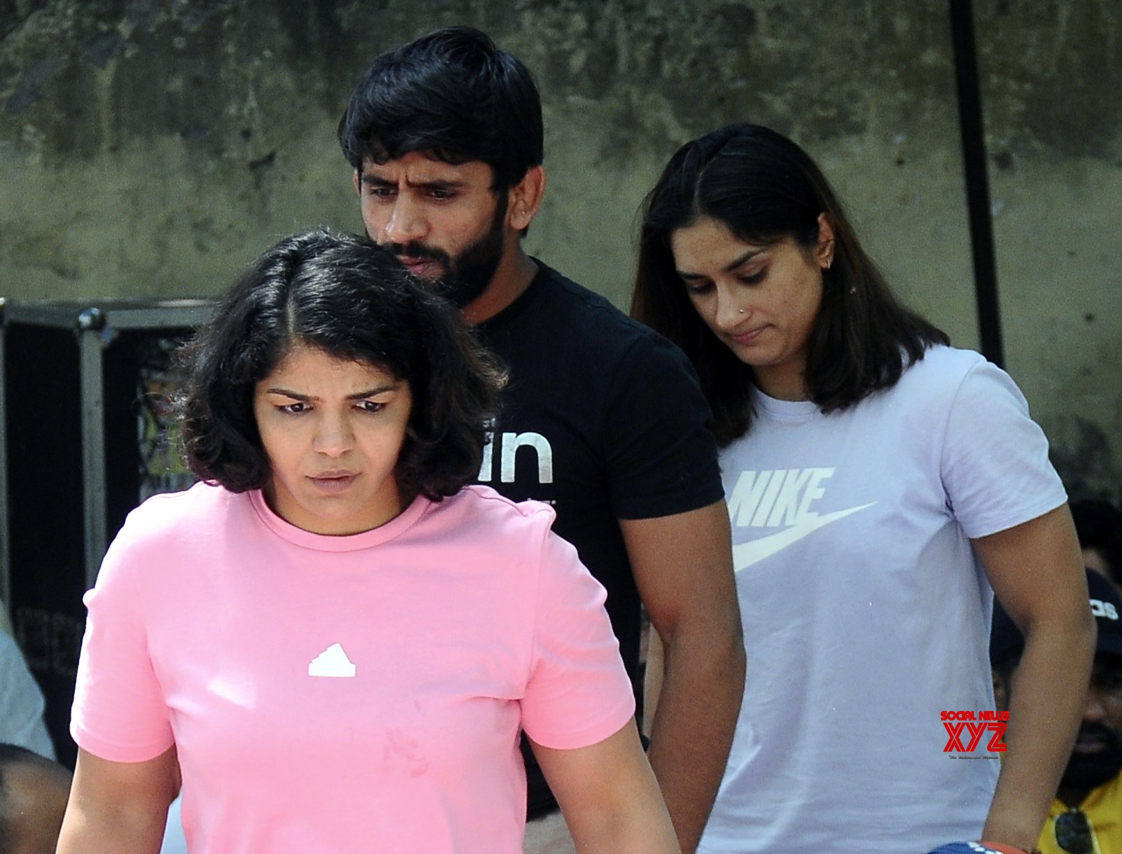 New Delhi: Wrestlers Bajrang Punia, Sakshi Malik And Vinesh Phogat ...